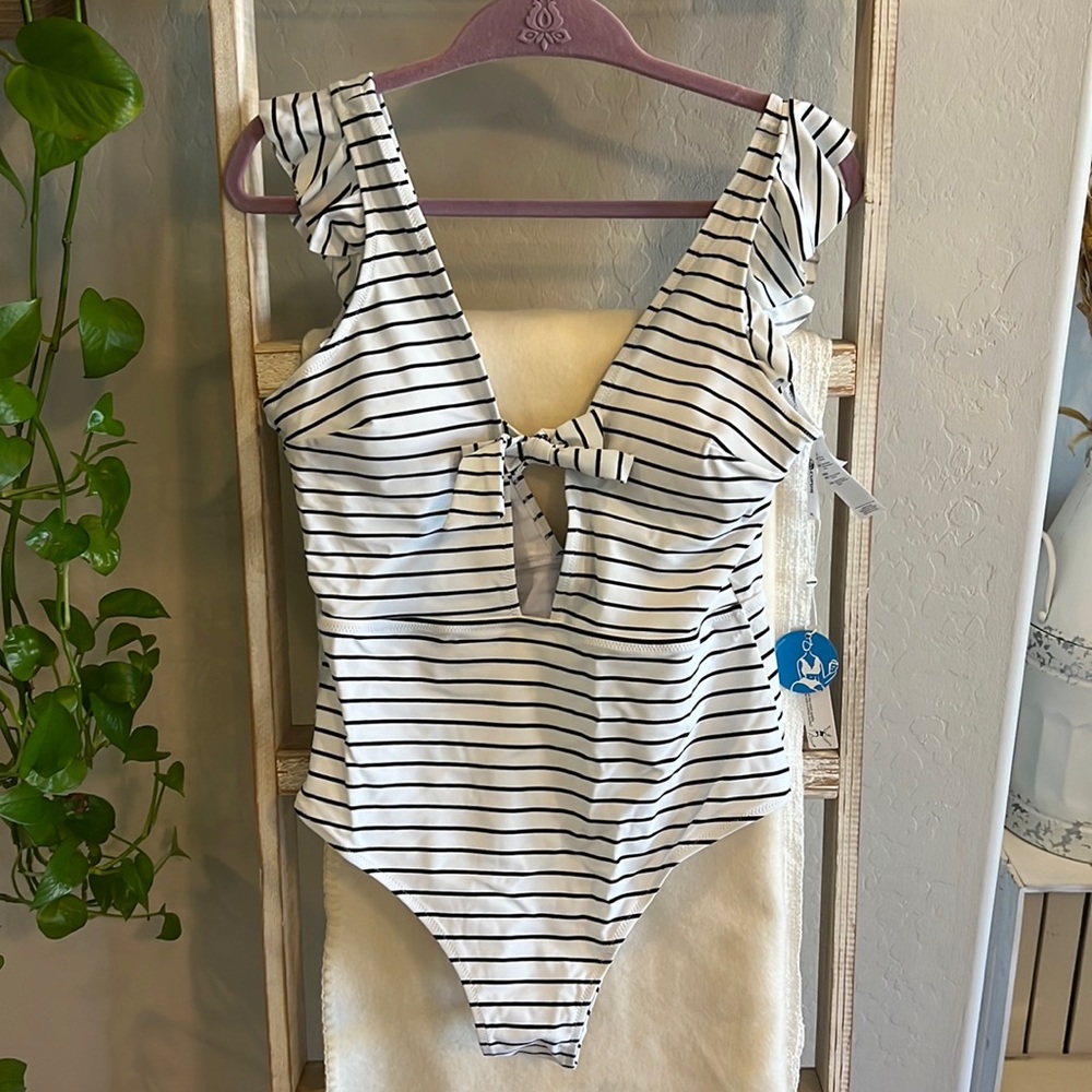 Cupshe White And Black Stripe Ruffle One Piece Swimsuit Deep V